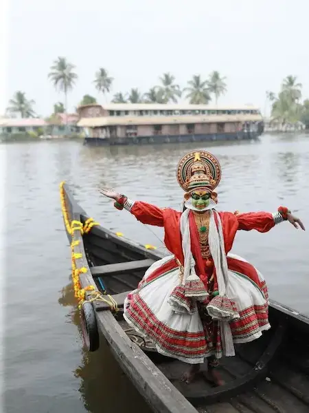 Dive into South India’s lush green environment, visit ancient temples, & explore serene backwaters. <br><br><span class="tour_btn">Read More</span>